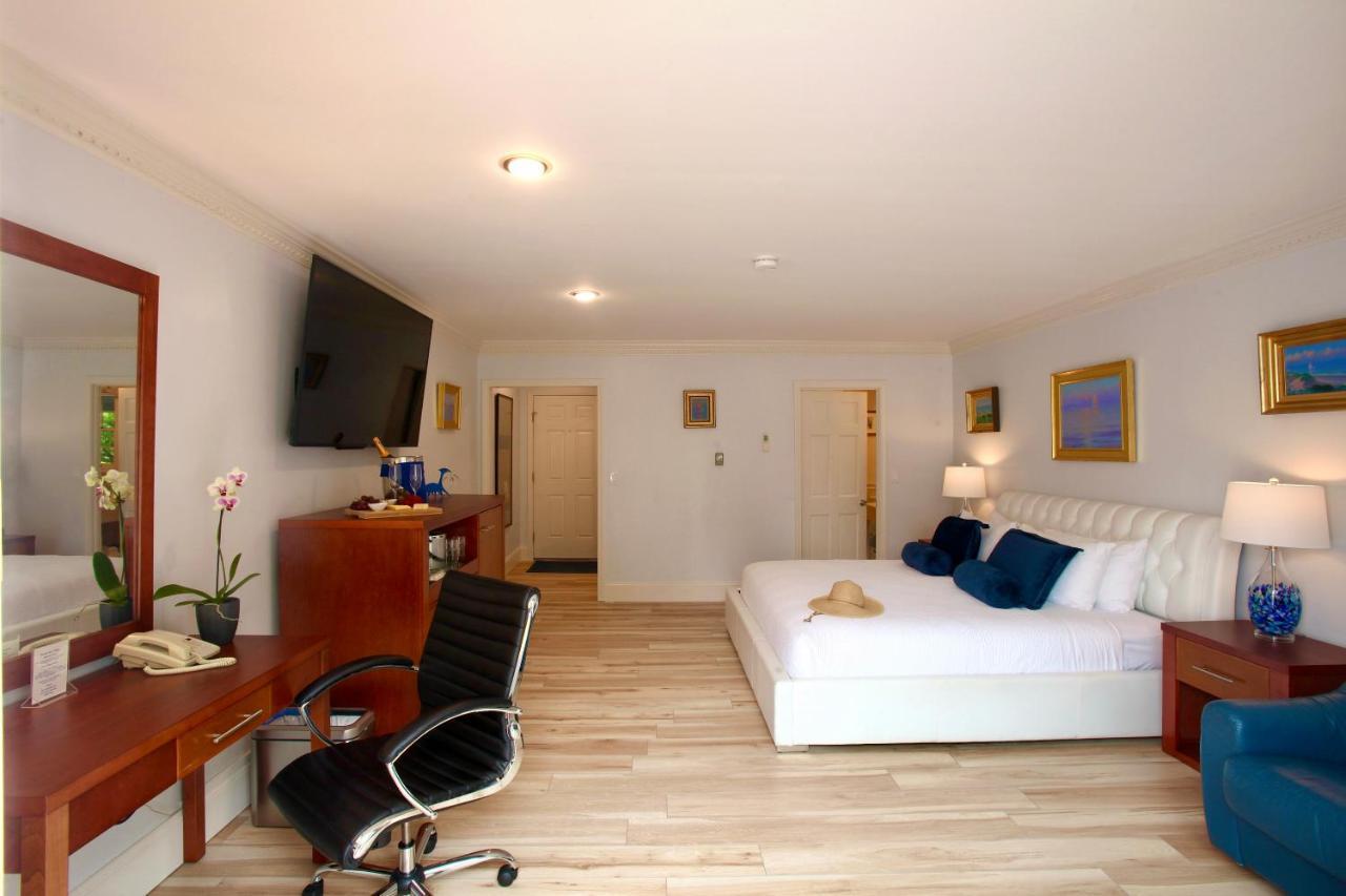 Pleasant Bay Village Resort Чатъм Екстериор снимка