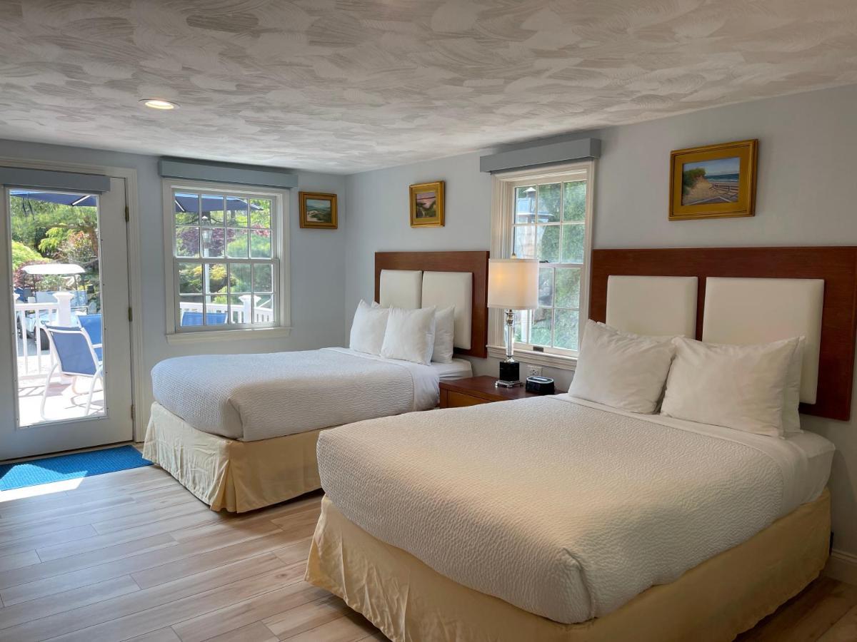 Pleasant Bay Village Resort Чатъм Екстериор снимка