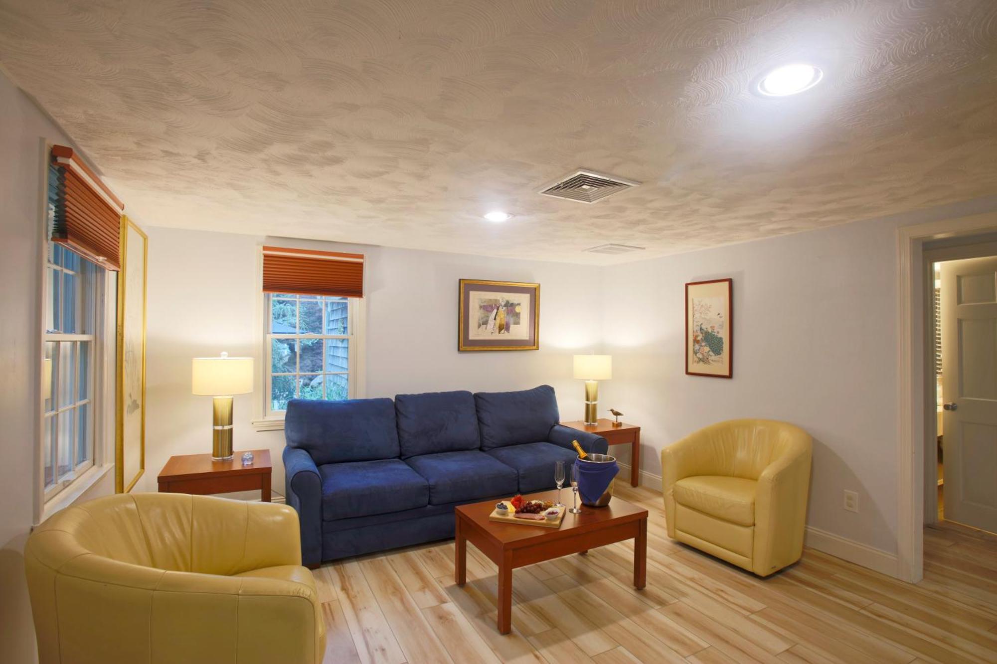 Pleasant Bay Village Resort Чатъм Екстериор снимка