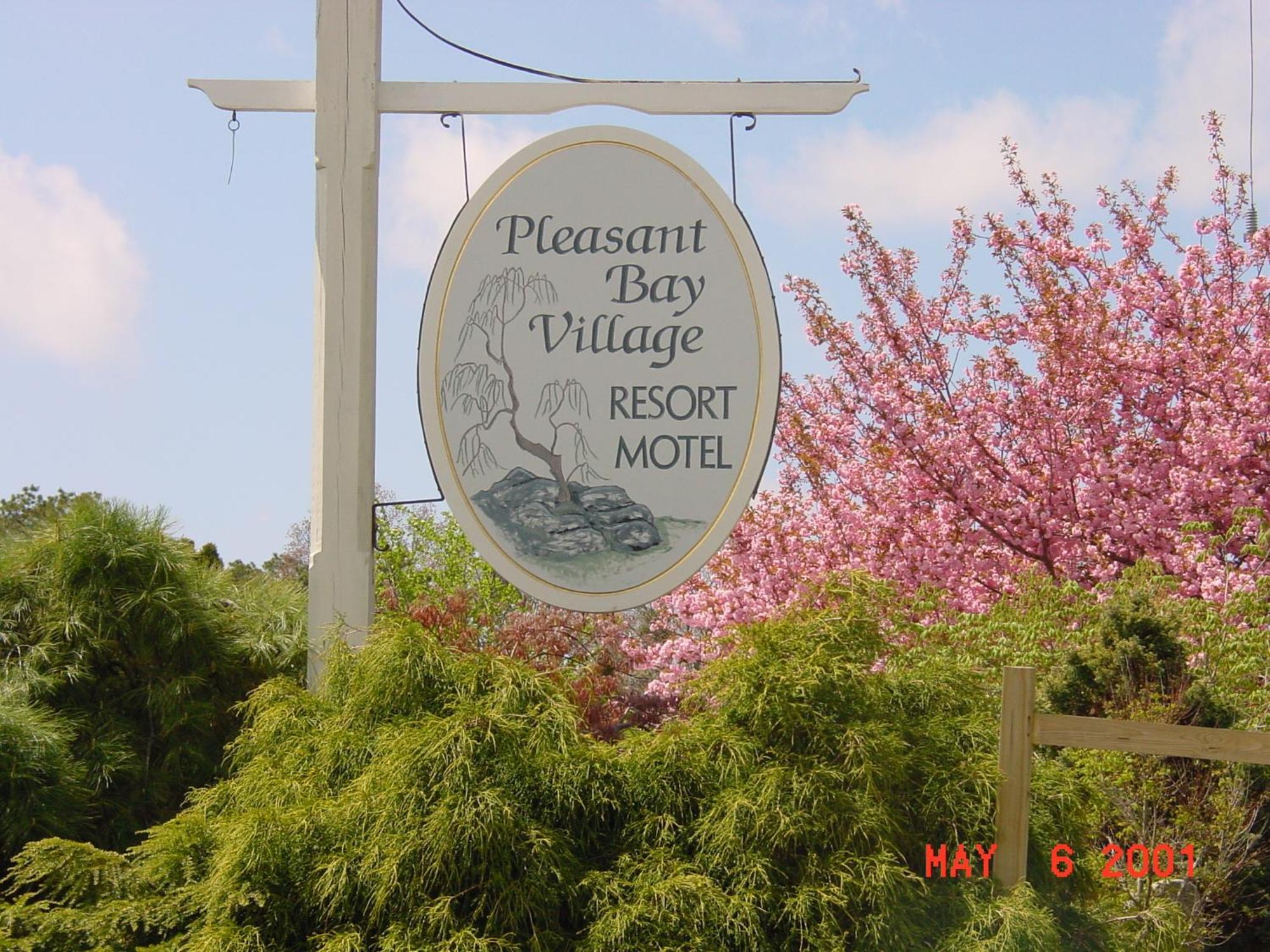 Pleasant Bay Village Resort Чатъм Екстериор снимка